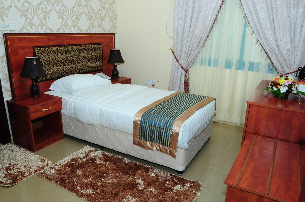 Sky Ways Hotel Dubai Kamer foto