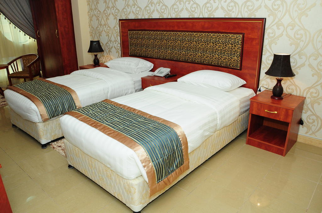 Sky Ways Hotel Dubai Kamer foto